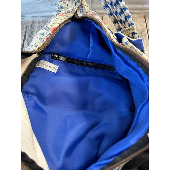 KAVU Women’s Floral Print Rope Sling Pack - Picture 8 of 8